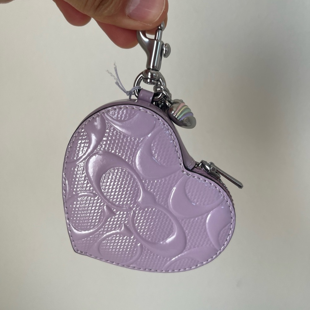 Coach Heart Bag Charm In Signature Leather With Heart Charm🎈🎈